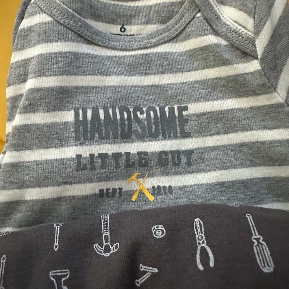 4 new Baby Onesies bodysuits with Construction tools Print boys 6 month